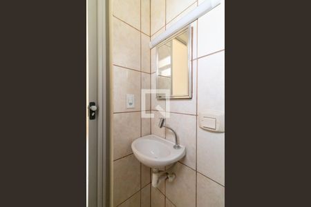 Casa à venda com 420m², 4 quartos e 4 vagas Casa à venda com 420m², 4 quartos e 4 vagasBanheiro da Suíte