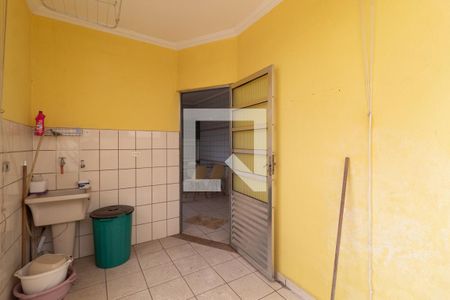 Casa à venda com 420m², 4 quartos e 4 vagas Casa à venda com 420m², 4 quartos e 4 vagasÁrea de Serviço