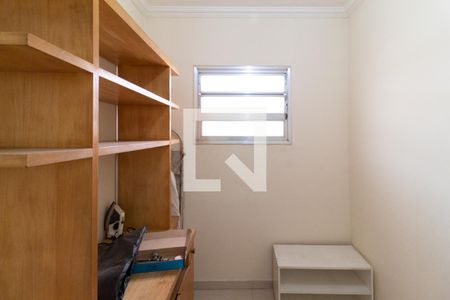 Casa à venda com 420m², 4 quartos e 4 vagas Casa à venda com 420m², 4 quartos e 4 vagasQuarto 3