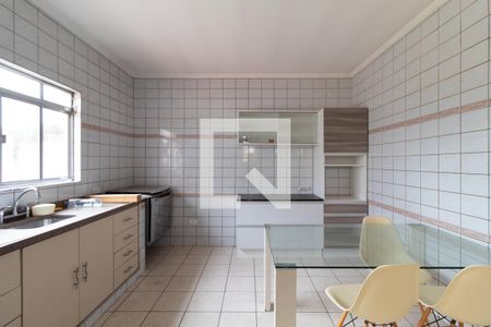 Casa à venda com 420m², 4 quartos e 4 vagas Casa à venda com 420m², 4 quartos e 4 vagasCozinha