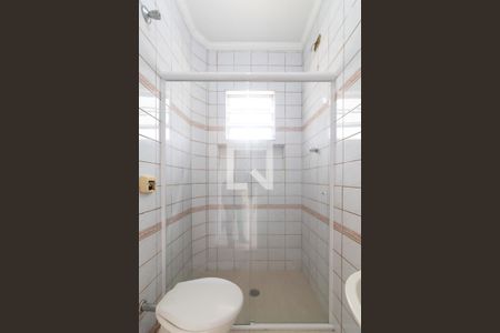 Casa à venda com 420m², 4 quartos e 4 vagas Casa à venda com 420m², 4 quartos e 4 vagasBanheiro