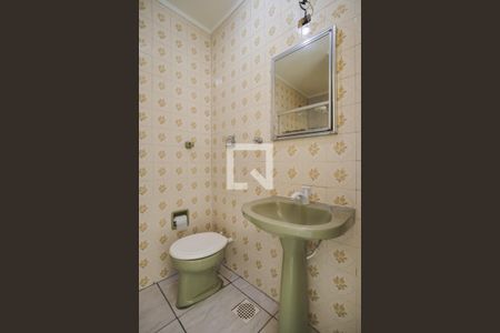 Banheiro de apartamento à venda com 1 quarto, 38m² em Cascata, Porto Alegre