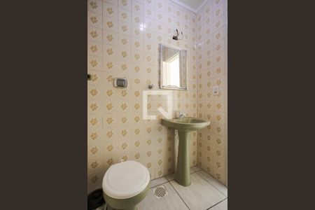 Banheiro de apartamento à venda com 1 quarto, 38m² em Cascata, Porto Alegre