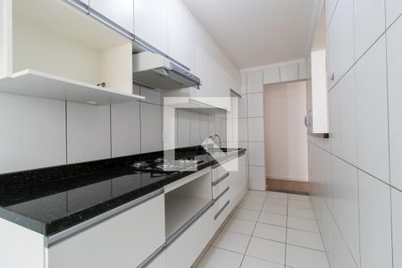 Apartamento para alugar com 55m², 2 quartos e 1 vaga Apartamento para alugar com 55m², 2 quartos e 1 vagaCozinha - Armários