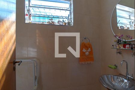 lavabo_1 de casa à venda com 3 quartos, 300m² em Vila Vermelha, São Paulo