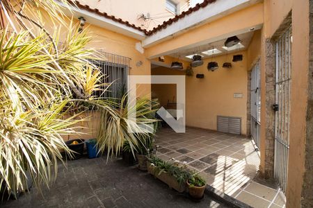 Casa à venda com 300m², 3 quartos e 2 vagas Casa à venda com 300m², 3 quartos e 2 vagasgaragem_3