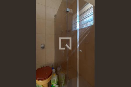 Casa à venda com 300m², 3 quartos e 2 vagas Casa à venda com 300m², 3 quartos e 2 vagasbanheiro social_4