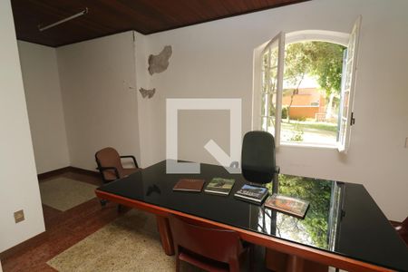 Casa à venda com 400m², 4 quartos e 2 vagasEscritório