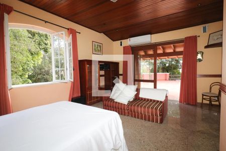 Casa à venda com 400m², 4 quartos e 2 vagasSuíte 1