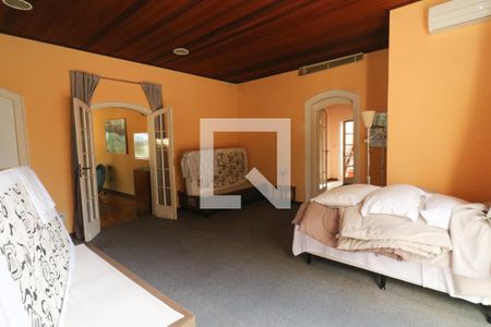 Casa à venda com 400m², 4 quartos e 2 vagasQuarto