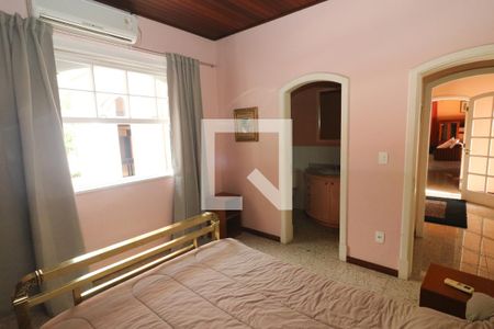 Casa à venda com 400m², 4 quartos e 2 vagasSuíte 3