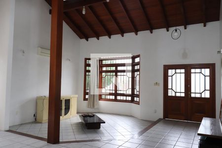 Sala  de casa à venda com 3 quartos, 200m² em Scharlau, São Leopoldo