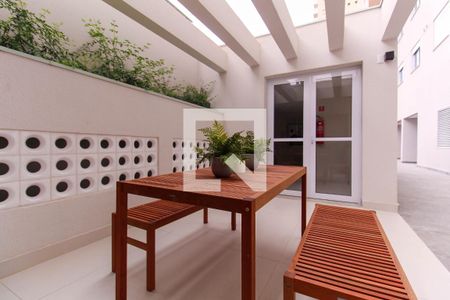 Apartamento para alugar com 54m², 2 quartos e 1 vaga Apartamento para alugar com 54m², 2 quartos e 1 vagaÁrea comum - Churrasqueira