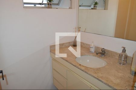 Apartamento à venda com 115m², 1 quarto e 2 vagasLavabo