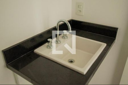 Apartamento à venda com 68m², 2 quartos e 2 vagasBanheiro Corredor