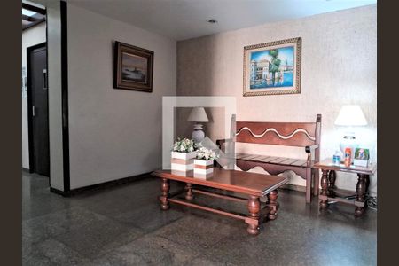 Apartamento para alugar com 79m², 2 quartos e 1 vaga Apartamento para alugar com 79m², 2 quartos e 1 vagaHall de entrada