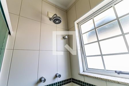 Casa à venda com 250m², 3 quartos e 3 vagasSuíte