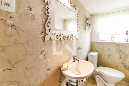 Casa à venda com 250m², 3 quartos e 3 vagasLavabo