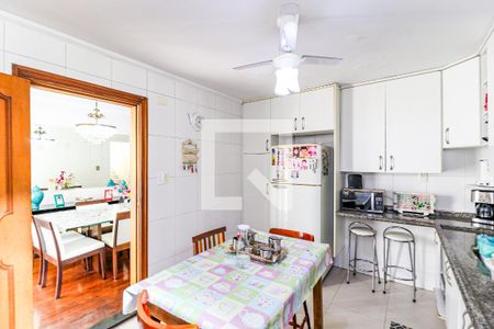 Casa à venda com 250m², 3 quartos e 3 vagasCozinha