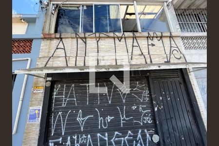 Casa à venda com 100m², 2 quartos e 2 vagasFachada 