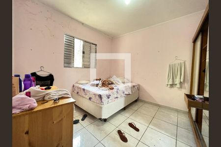 Casa à venda com 100m², 2 quartos e 2 vagasQuarto 2