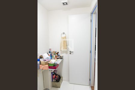 Apartamento à venda com 55m², 2 quartos e 1 vaga Apartamento à venda com 55m², 2 quartos e 1 vagaBanheiro