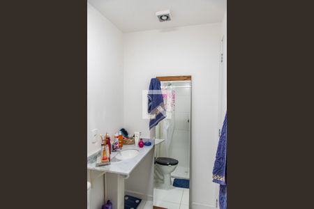 Apartamento à venda com 55m², 2 quartos e 1 vaga Apartamento à venda com 55m², 2 quartos e 1 vagaBanheiro da suíte
