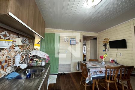 Casa à venda com 70m², 3 quartos e 2 vagasCozinha