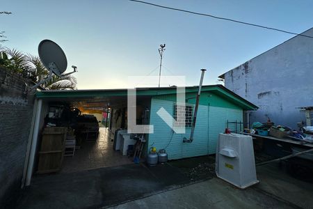 Casa à venda com 70m², 3 quartos e 2 vagasÁrea Externa