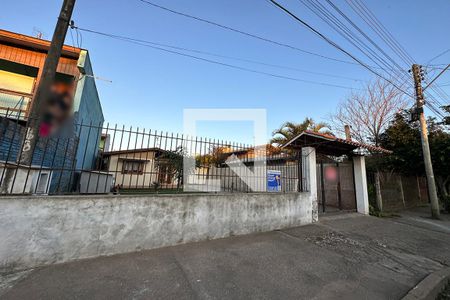 Casa à venda com 70m², 3 quartos e 2 vagasFachada