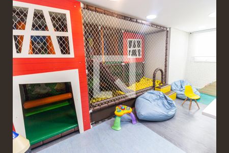 Apartamento à venda com 183m², 3 quartos e 4 vagas Apartamento à venda com 183m², 3 quartos e 4 vagasÁrea comum - Brinquedoteca