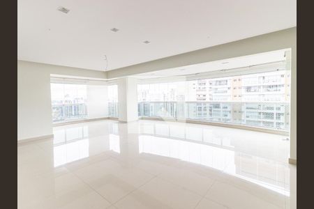 Apartamento à venda com 183m², 3 quartos e 4 vagas Apartamento à venda com 183m², 3 quartos e 4 vagasSala e Varanda