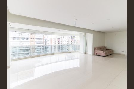 Apartamento à venda com 183m², 3 quartos e 4 vagas Apartamento à venda com 183m², 3 quartos e 4 vagasSala e Varanda