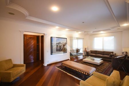 Sala de apartamento para alugar com 3 quartos, 270m² em Real Parque, São Paulo
