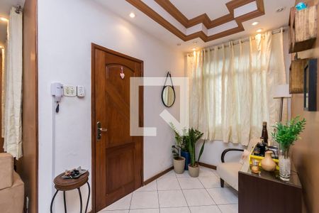 Sala de casa à venda com 3 quartos, 162m² em Olaria, Rio de Janeiro