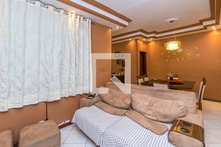 Sala de casa à venda com 3 quartos, 162m² em Olaria, Rio de Janeiro