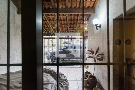 Vista da Sala de casa para alugar com 3 quartos, 162m² em Olaria, Rio de Janeiro