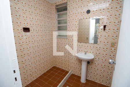 Apartamento para alugar com 66m², 2 quartos e 1 vaga Apartamento para alugar com 66m², 2 quartos e 1 vagaBanheiro da Suíte