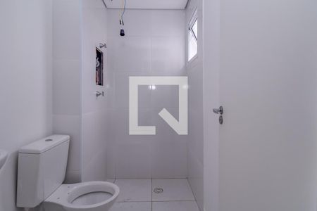 Banheiro de apartamento para alugar com 1 quarto, 35m² em Vila Bela, São Paulo
