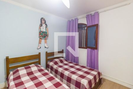 Casa à venda com 298m², 3 quartos e 2 vagasQuarto 2