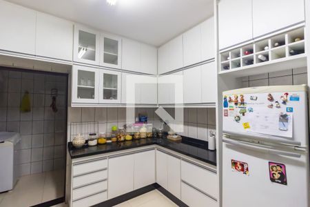 Casa à venda com 298m², 3 quartos e 2 vagasCozinha