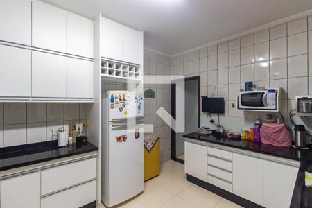 Casa à venda com 298m², 3 quartos e 2 vagasCozinha