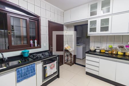 Casa à venda com 298m², 3 quartos e 2 vagasCozinha