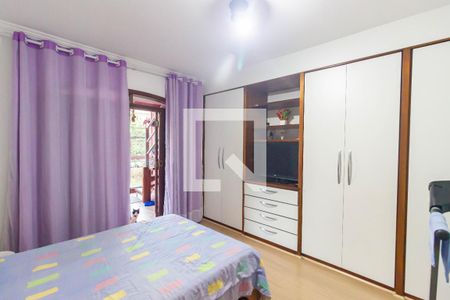 Casa à venda com 298m², 3 quartos e 2 vagasQuarto 3