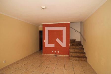 Sala de casa de condomínio para alugar com 3 quartos, 155m² em Vila Lais, São Paulo
