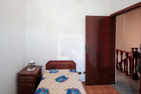 Casa à venda com 360m², 5 quartos e 3 vagas Casa à venda com 360m², 5 quartos e 3 vagasQuarto 02