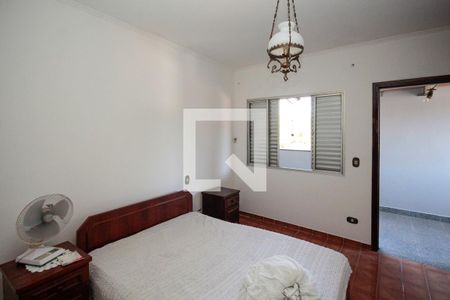 Casa à venda com 360m², 5 quartos e 3 vagas Casa à venda com 360m², 5 quartos e 3 vagasQuarto