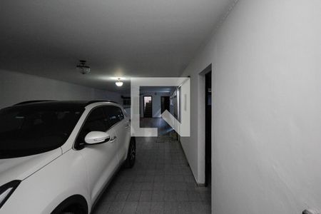 Casa à venda com 360m², 5 quartos e 3 vagas Casa à venda com 360m², 5 quartos e 3 vagasGaragem e salão de festas