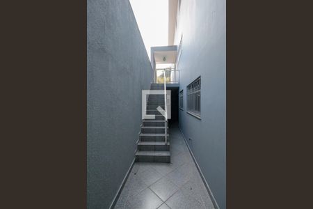 Casa à venda com 360m², 5 quartos e 3 vagas Casa à venda com 360m², 5 quartos e 3 vagasCorredor Lateral