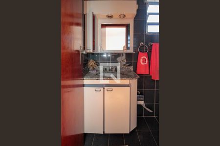 Casa à venda com 360m², 5 quartos e 3 vagas Casa à venda com 360m², 5 quartos e 3 vagasBanheiro